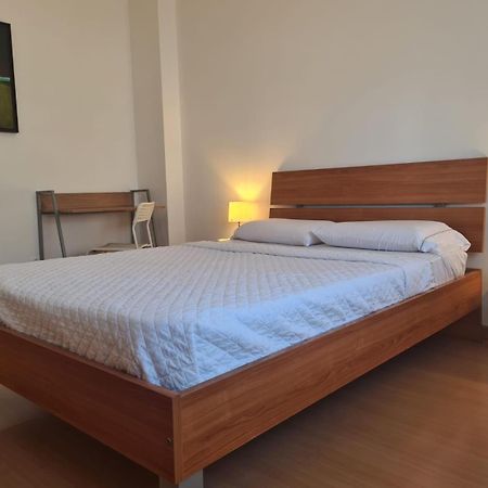Harbour'S Way, Spacious And Cosy Apartment, With Ac Olhão Buitenkant foto